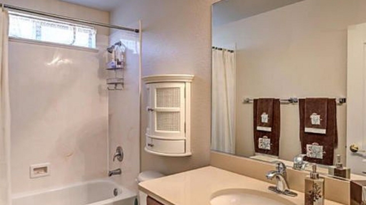 Photo of Bathroom in Saddlebrooke