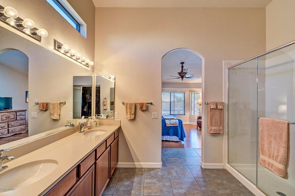 Photo of Bathroom in Saddlebrooke