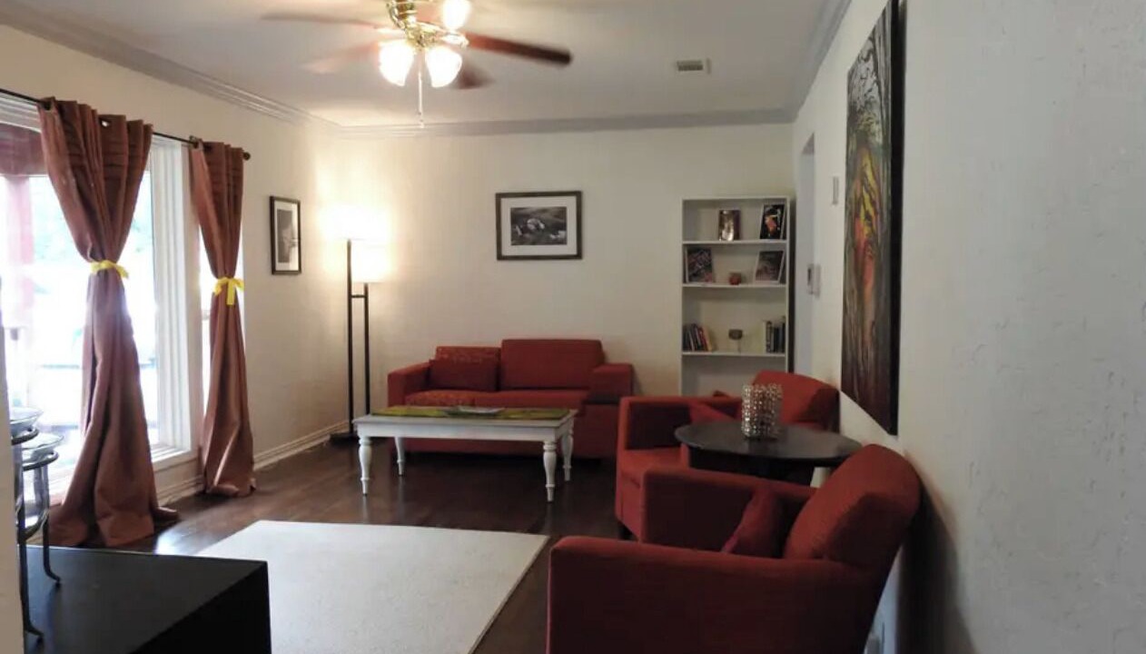 Photo of Livingroom in Grapevine