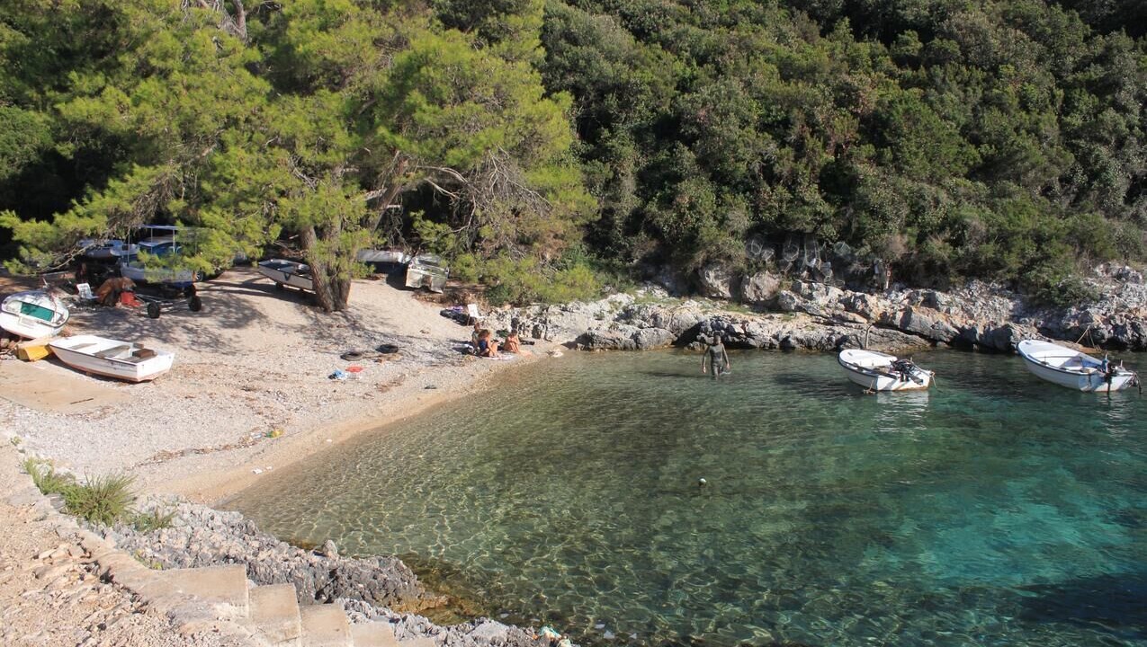 Photo of Others in Cove Tri Zala (Zrnovo)