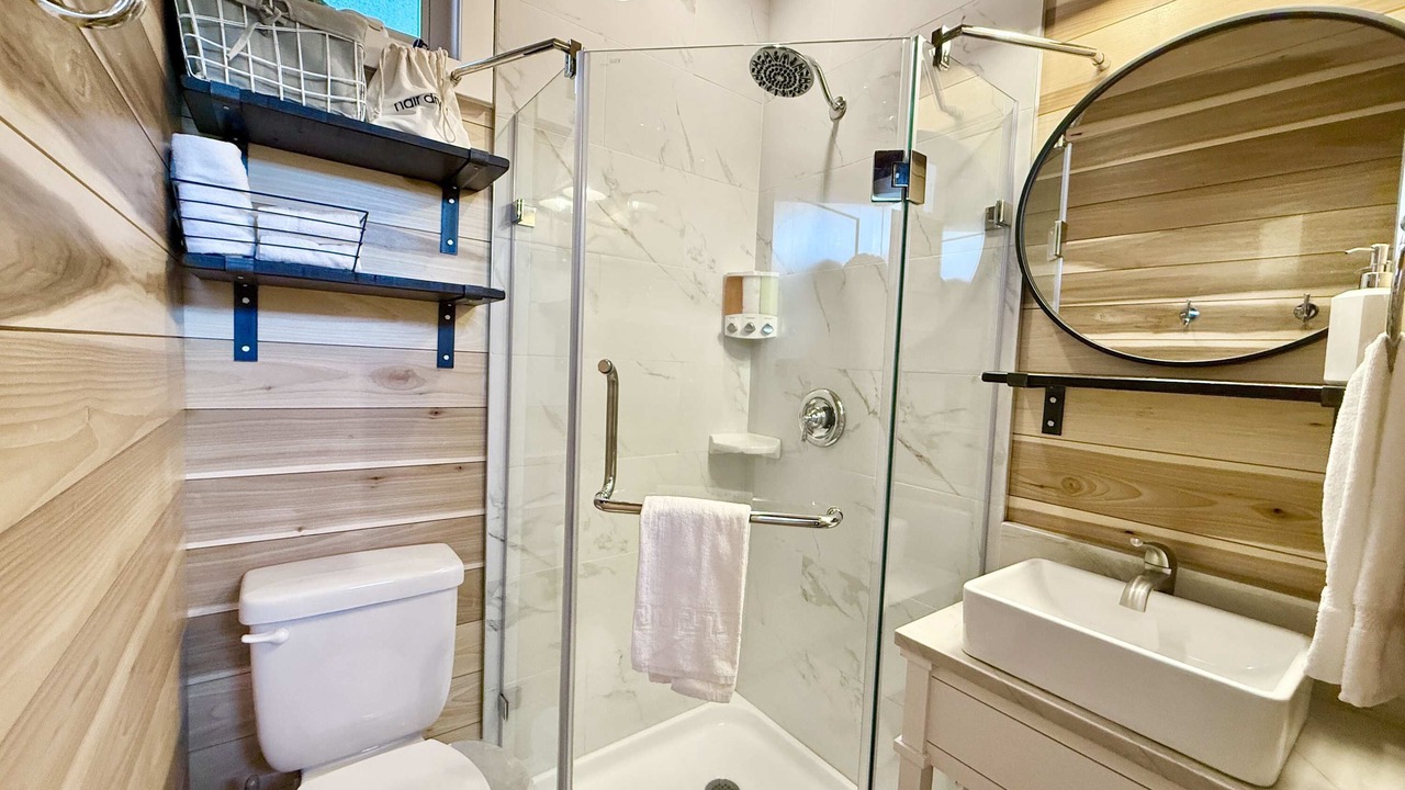 Photo of Bathroom in Escalante