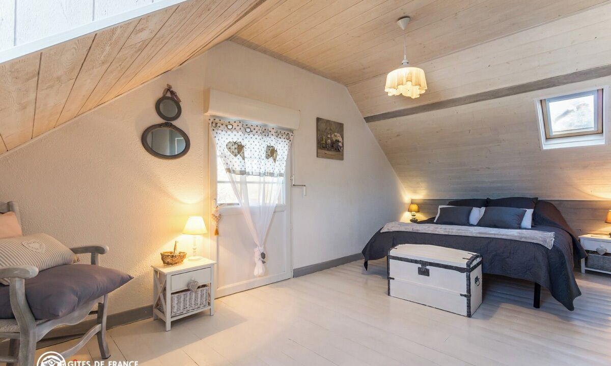 Photo of Bedroom in Manneville-la-Raoult