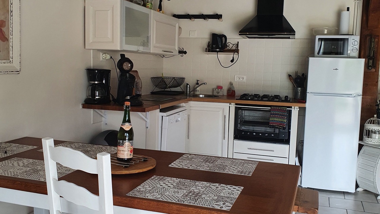 Photo of Kitchen in Manneville-la-Raoult