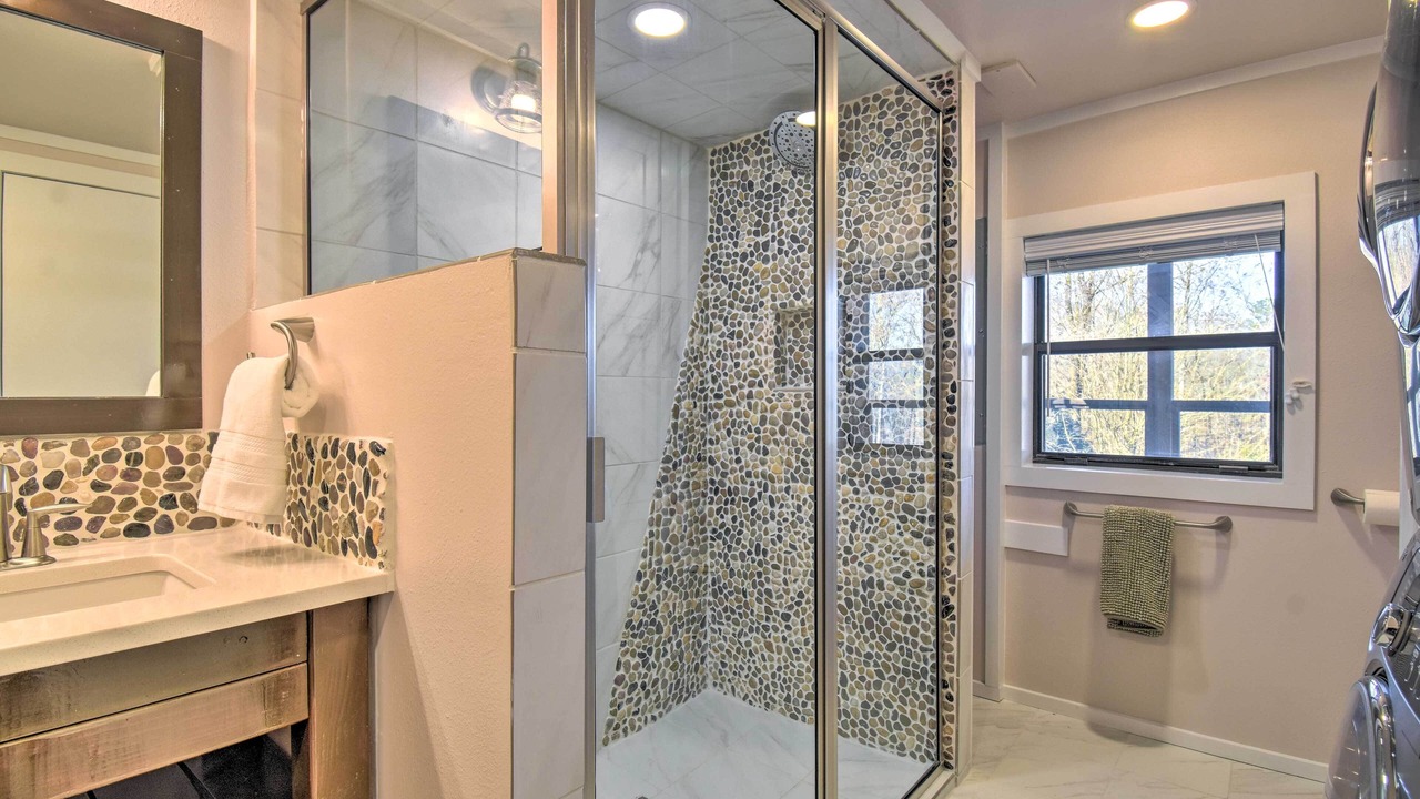 Photo of Bathroom in Pearcy