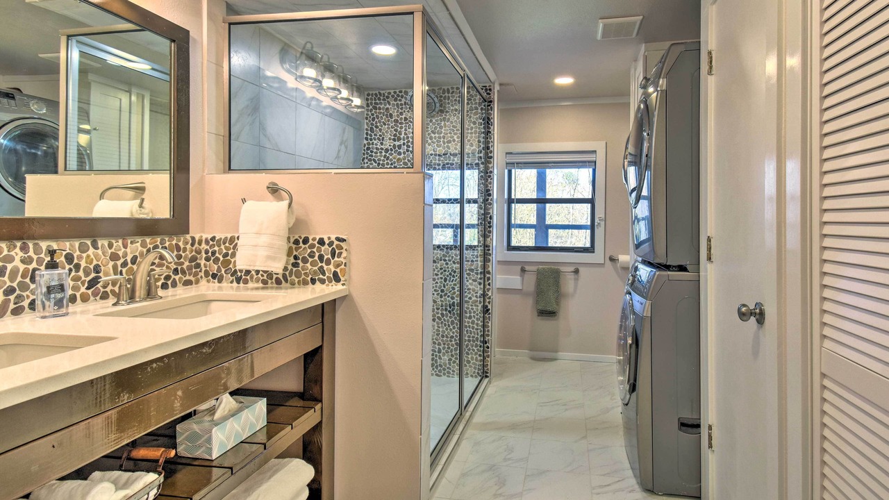 Photo of Bathroom in Pearcy