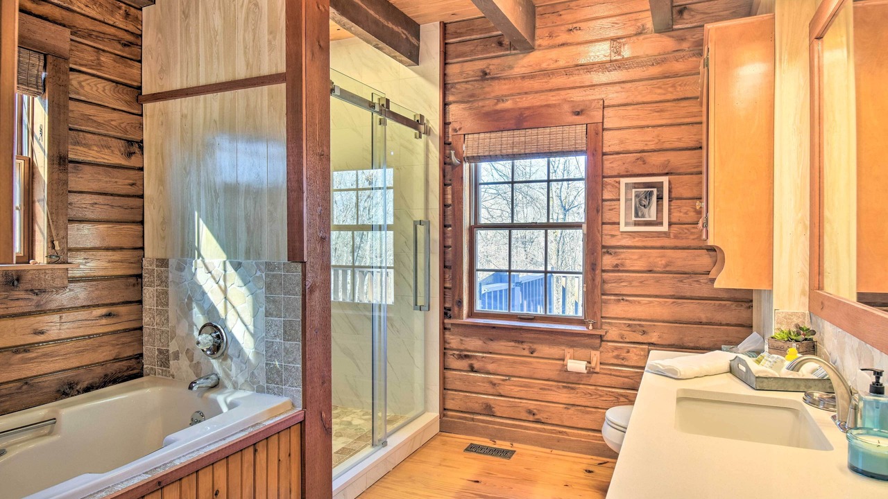 Photo of Bathroom in Pearcy