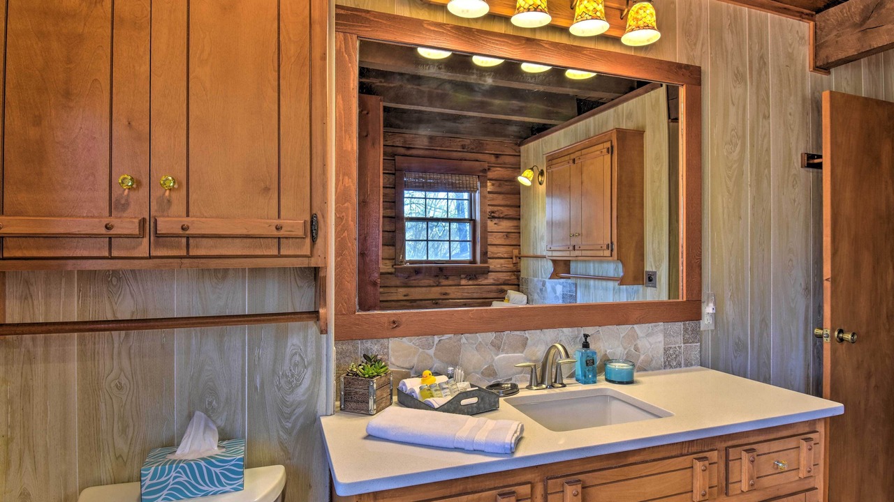 Photo of Bathroom in Pearcy