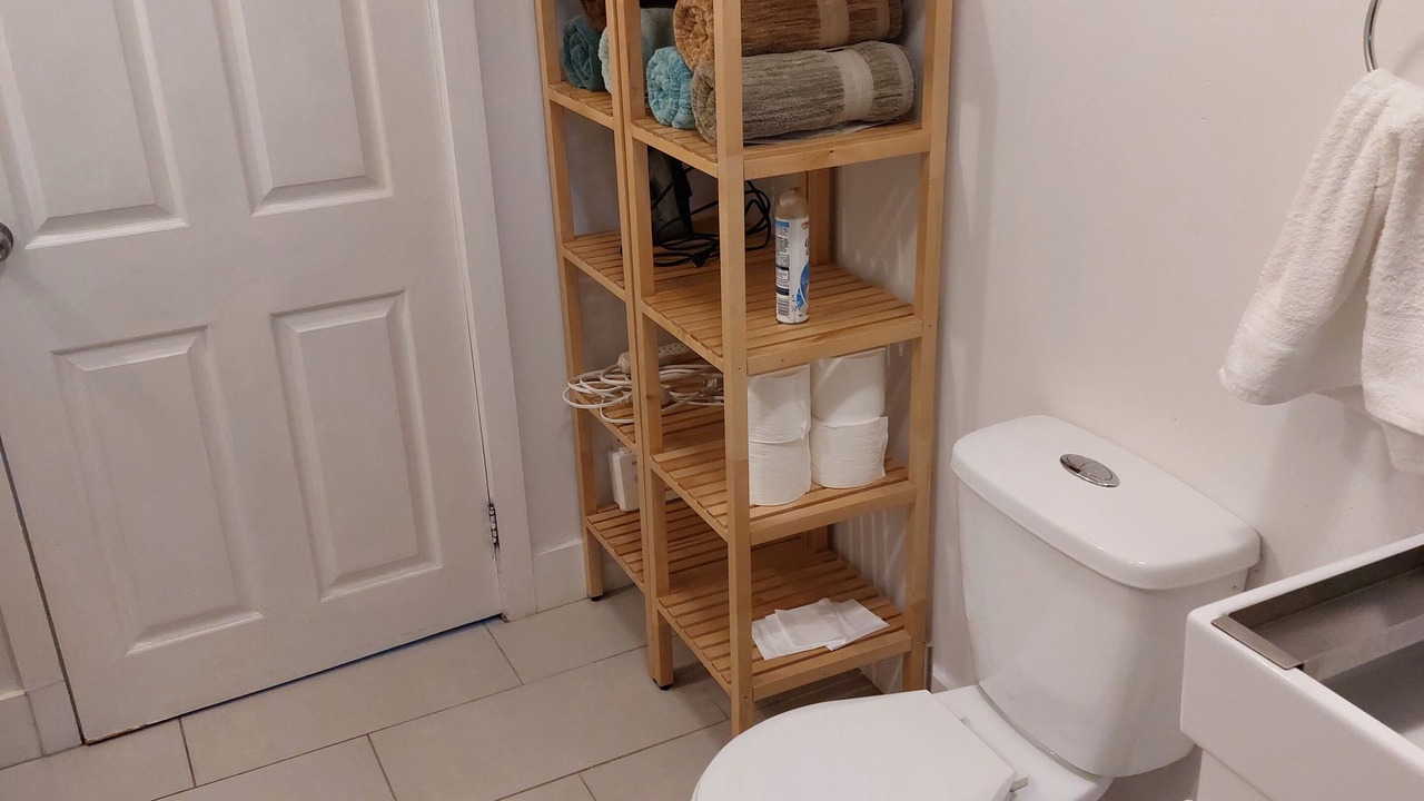 Photo of Bathroom in Longueuil