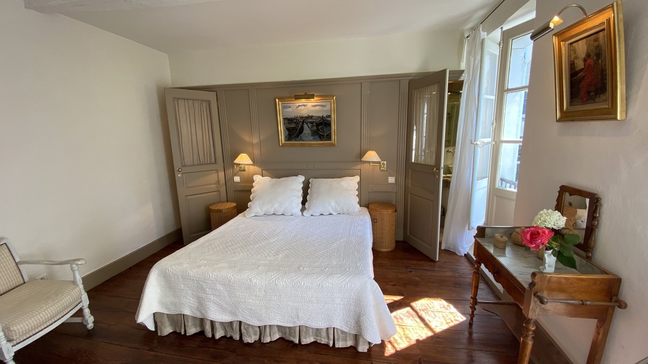Photo of Bedroom in Marssac-sur-Tarn