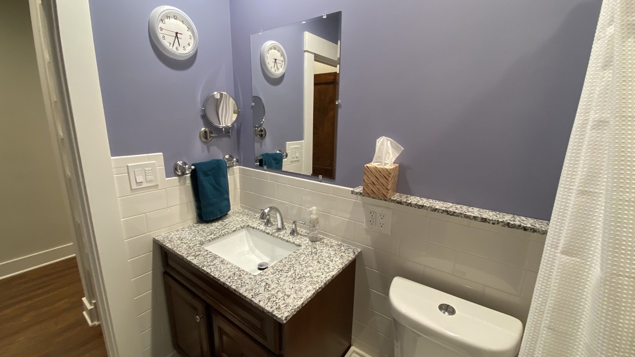 Photo of Bathroom in South Side Flats