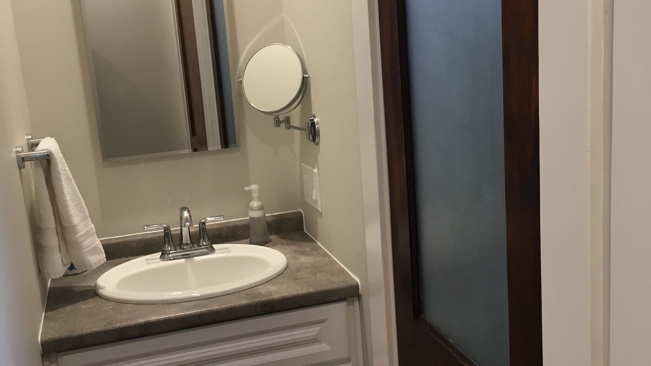 Photo of Bathroom in South Side Flats