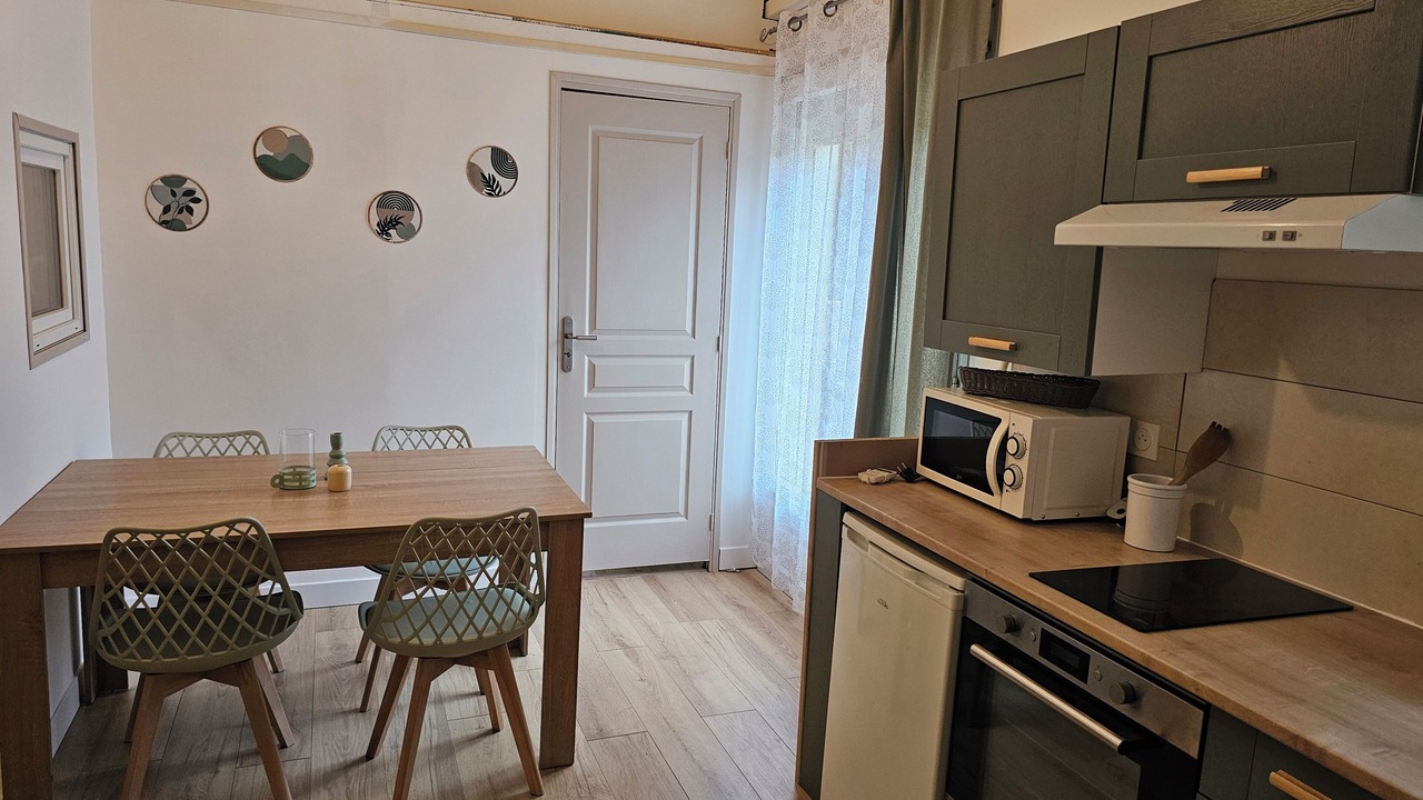 Photo of Kitchen in Caumont-sur-Durance