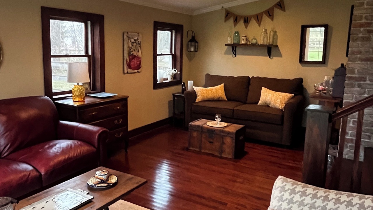 Photo of Livingroom in Southold