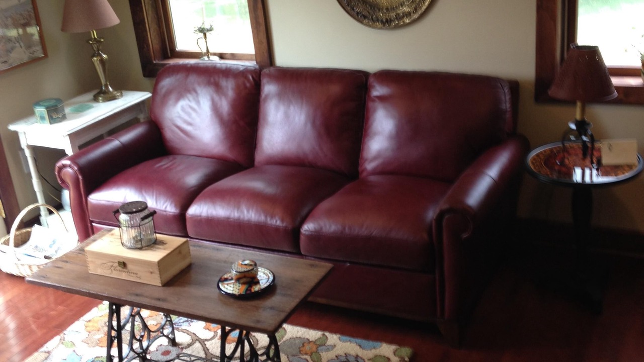 Photo of Livingroom in Southold