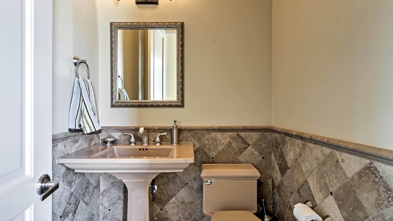 Photo of Bathroom in La Quinta