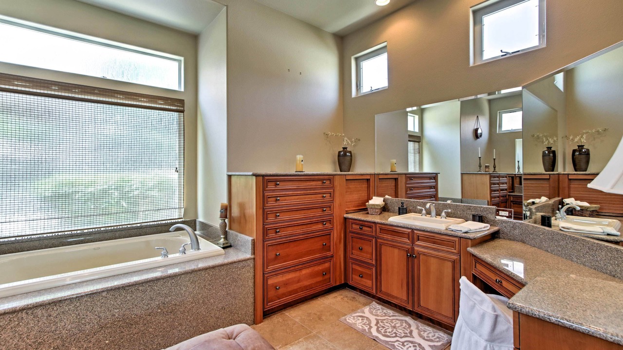 Photo of Bathroom in La Quinta