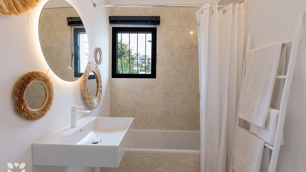 Photo of Bathroom in Pinar del Advocat