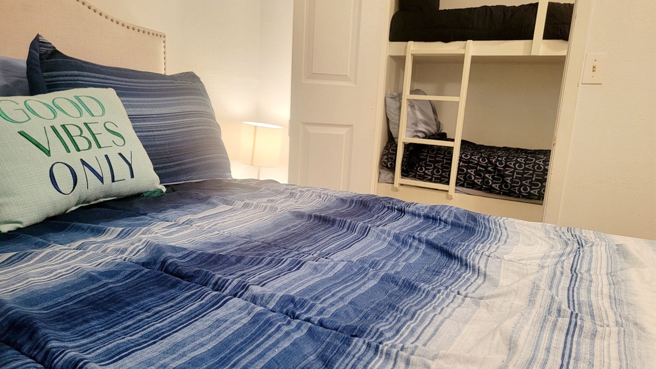 Photo of Bedroom in North Beach