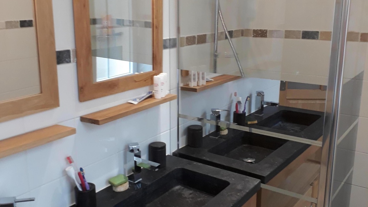 Photo of Bathroom in Banon