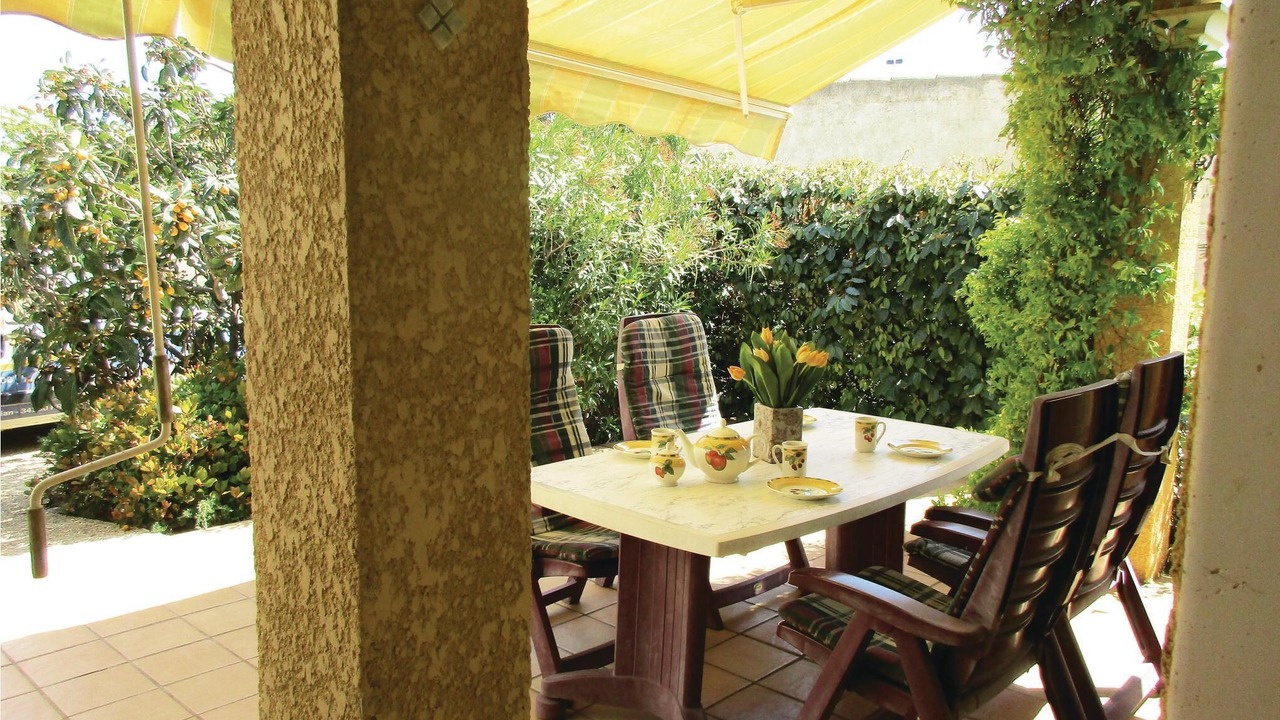 Photo of Others in Cruzy