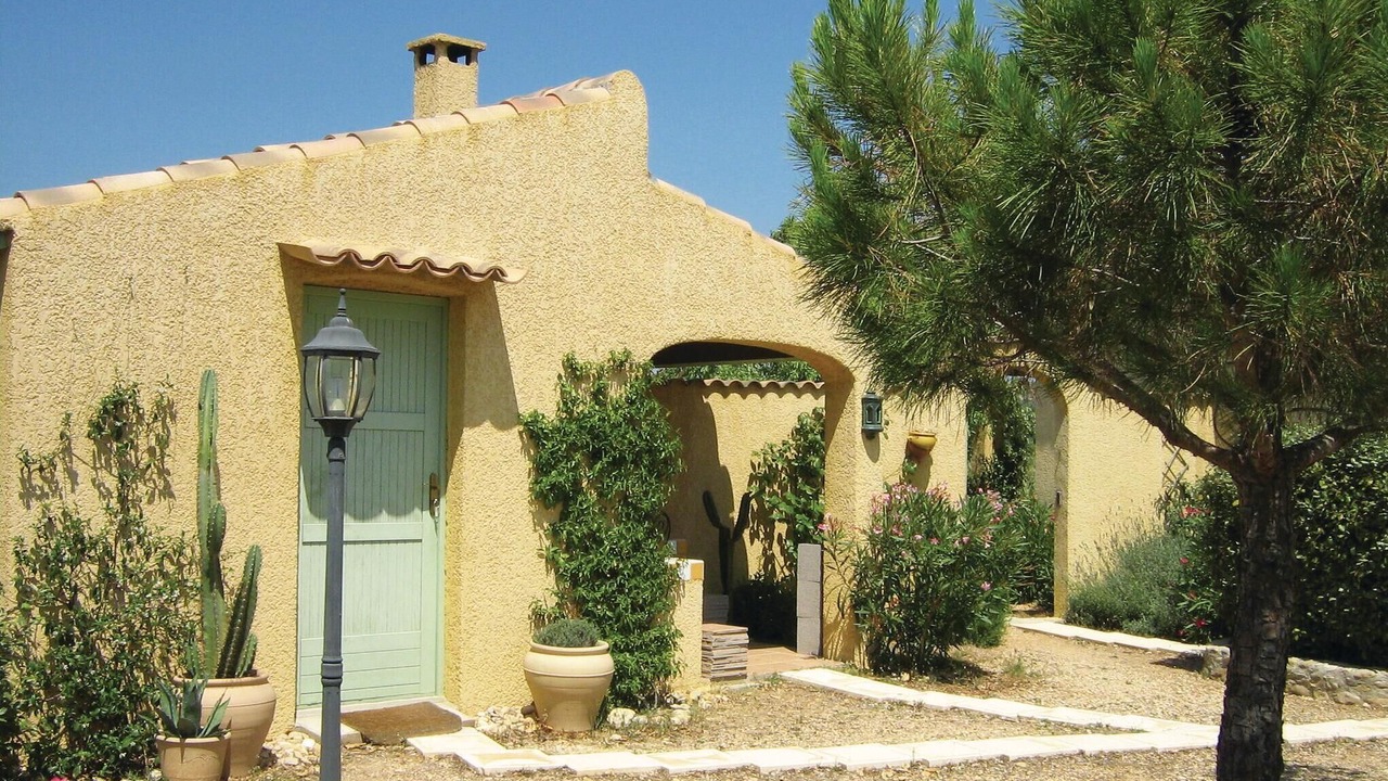 Photo of Others in Cruzy