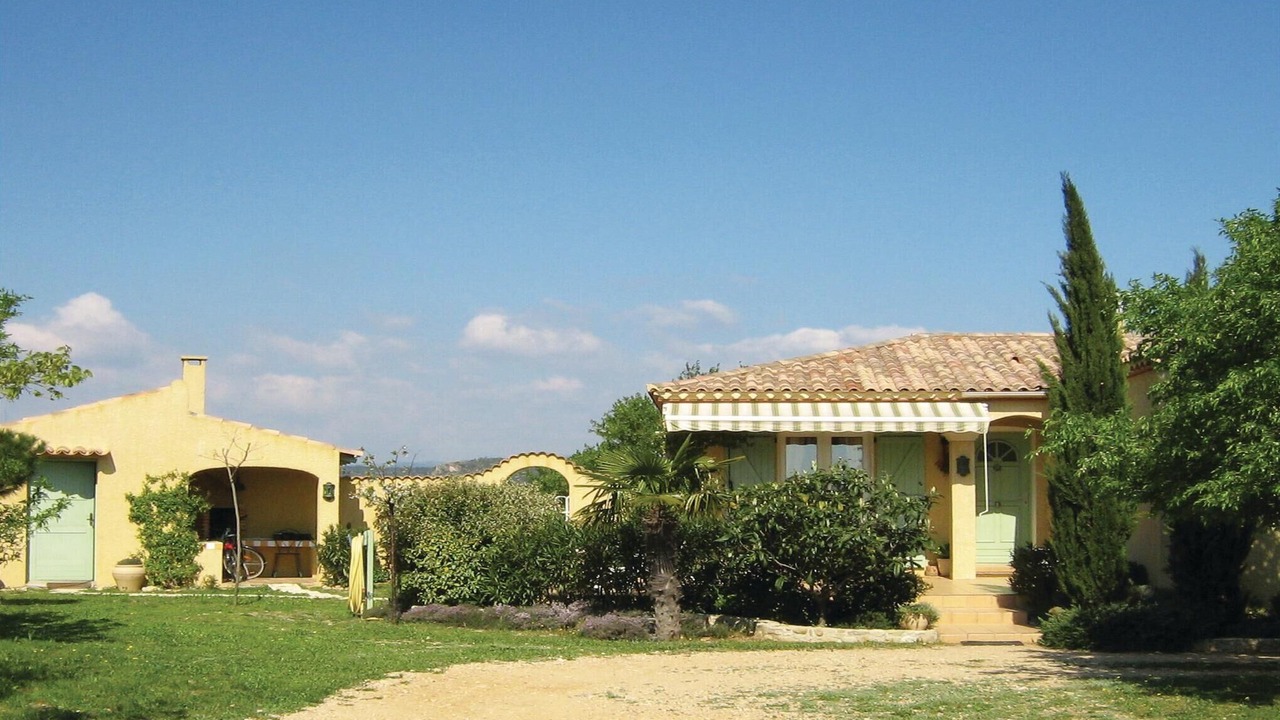 Photo of Others in Cruzy