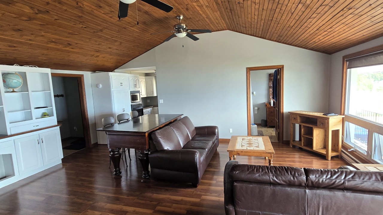 Photo of Livingroom in Crystal Beach