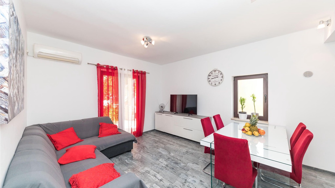 Photo of Bedroom in Okrug Donji
