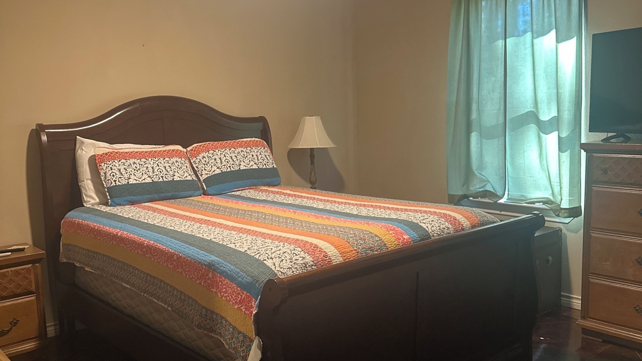 Photo of Bedroom in Livingston
