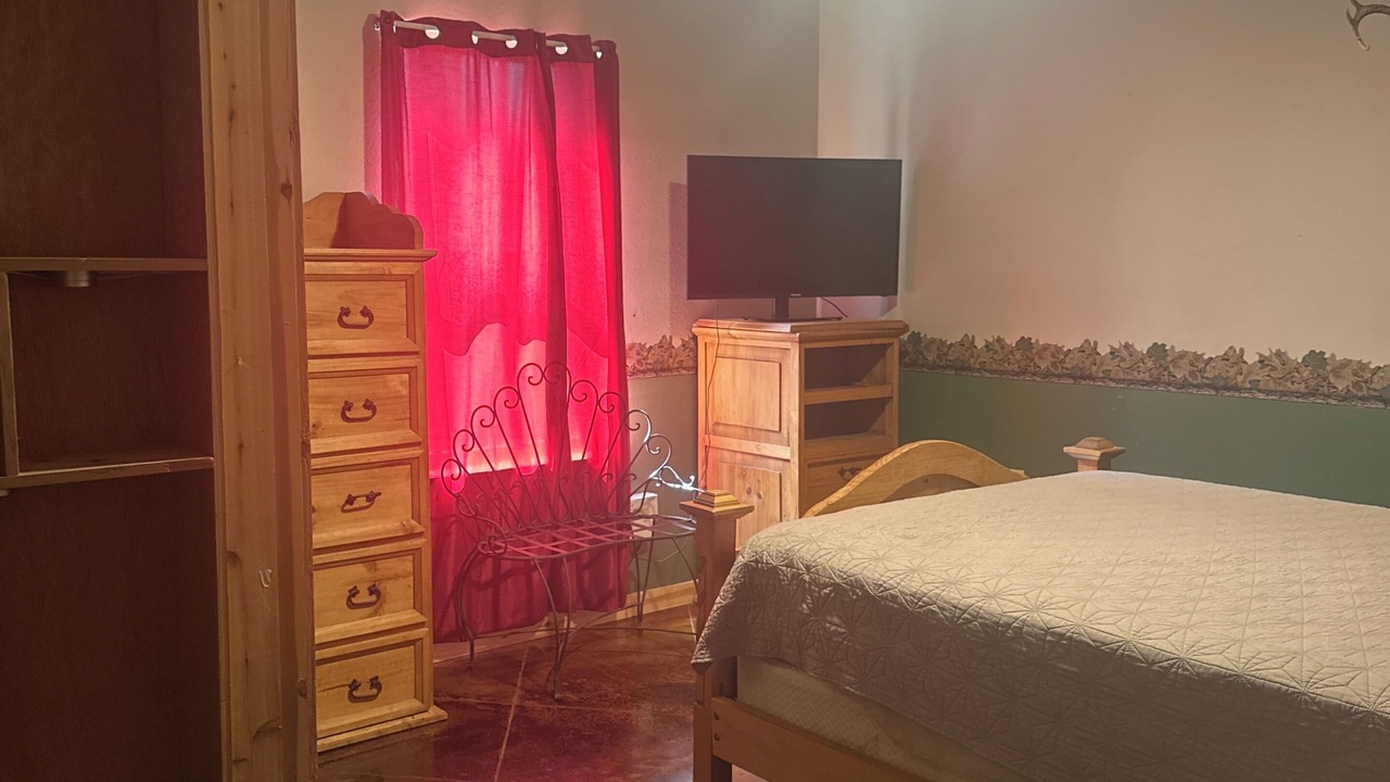 Photo of Bedroom in Livingston