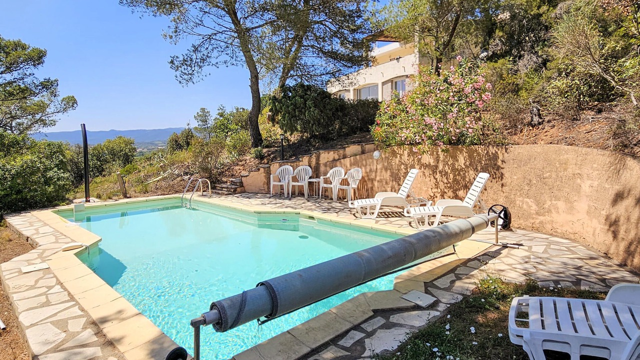 Photo of Outdoor in Pierrerue