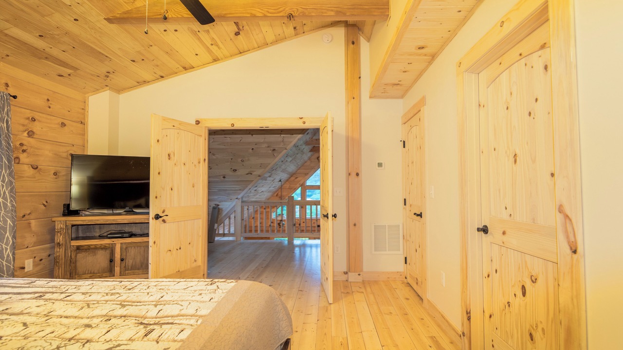 Photo of Bedroom in Hot Springs