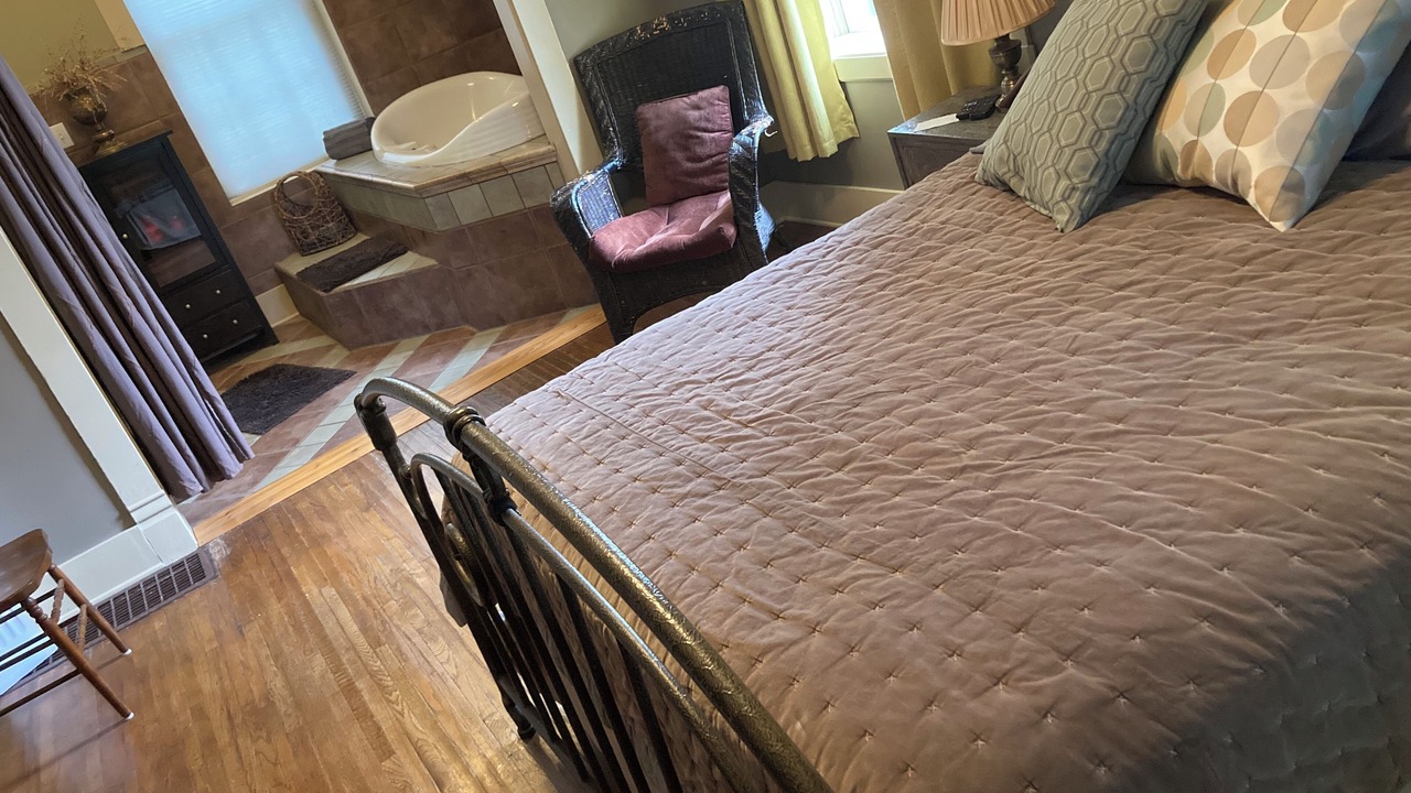 Photo of Bedroom in Dubuque