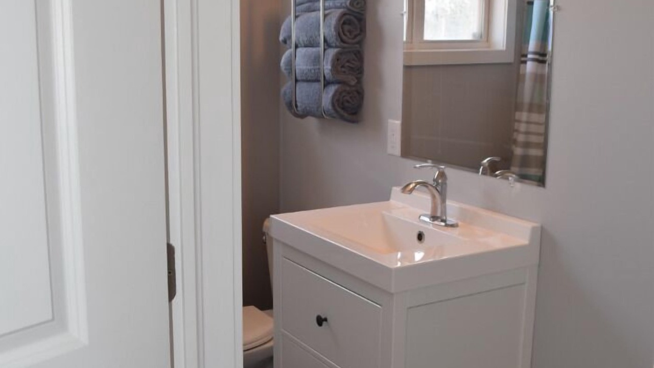 Photo of Bathroom in Brackley Beach