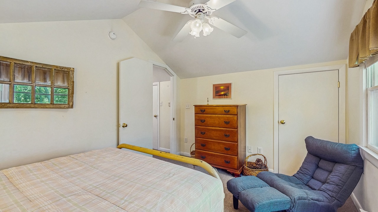 Photo of Bedroom in Ogunquit