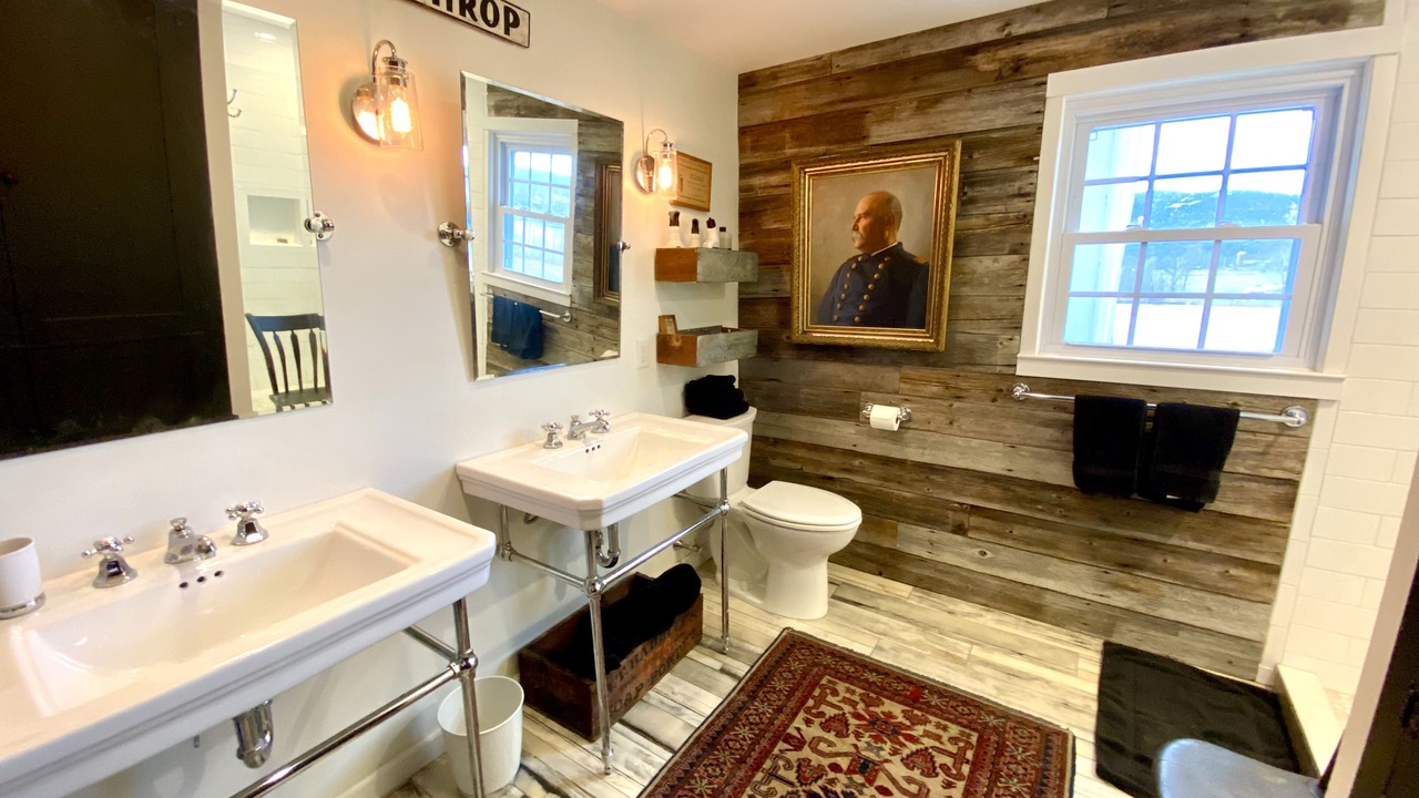 Photo of Bathroom in Ticonderoga