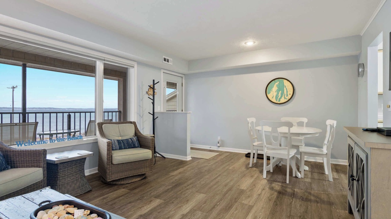 Photo of Livingroom in Elk Rapids