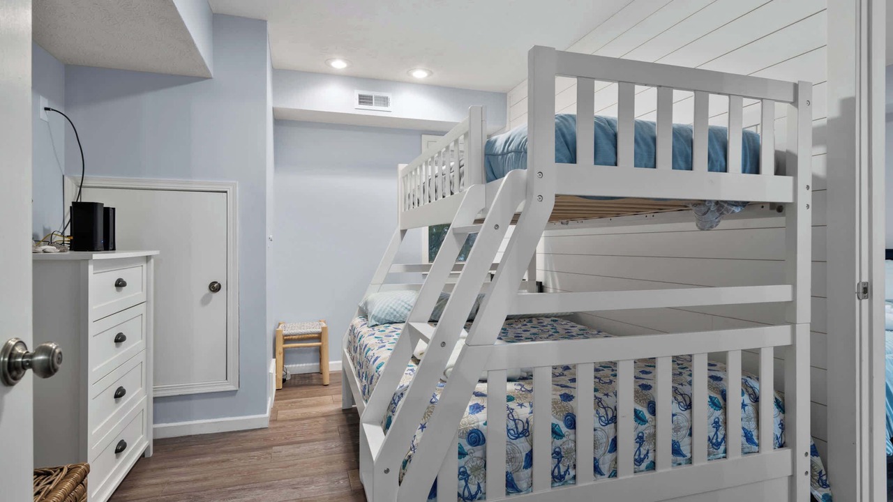 Photo of Bedroom in Elk Rapids