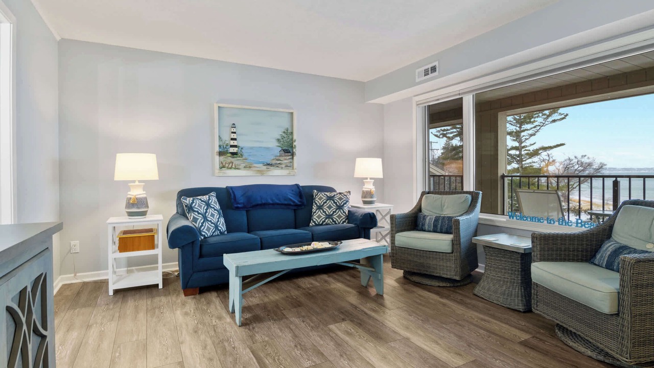 Photo of Livingroom in Elk Rapids