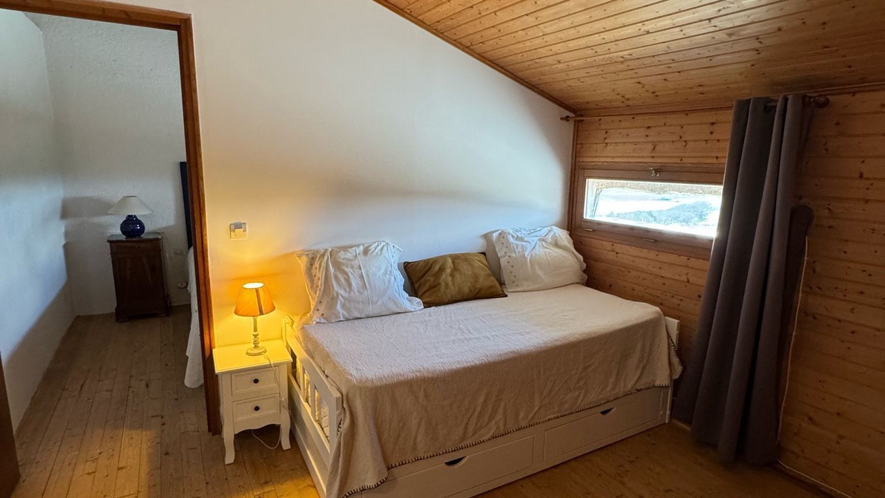 Photo of Bedroom in Leyritz-Moncassin