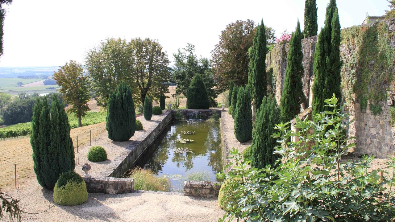 Photo of Outdoor in Leyritz-Moncassin