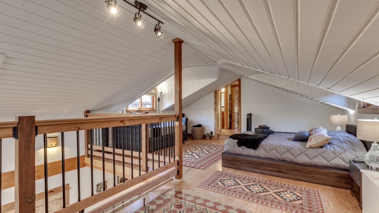 Photo of Bedroom in Gardiner