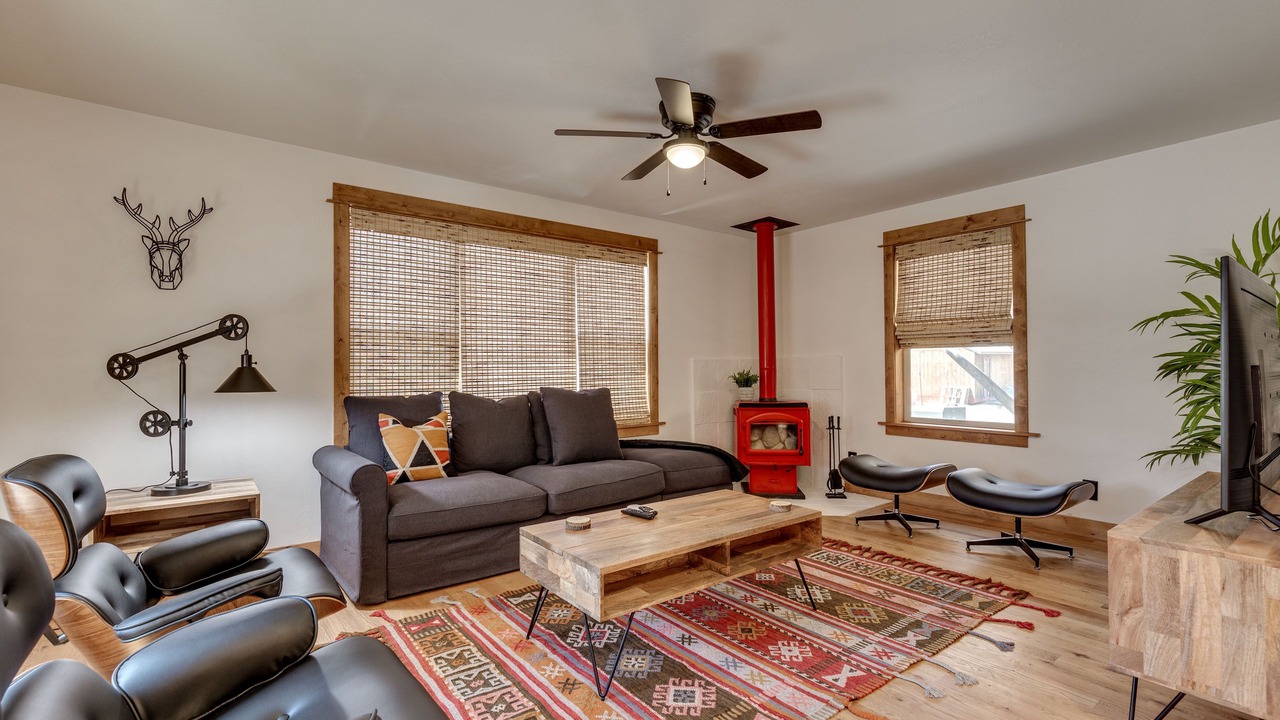 Photo of Livingroom in Gardiner