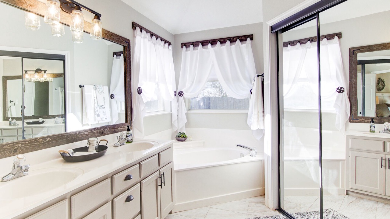 Photo of Bathroom in Woodway