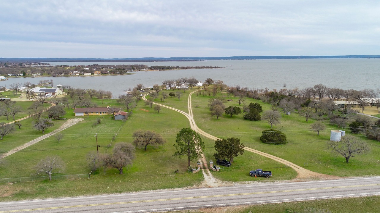 Photo of Outdoor in Buchanan Dam