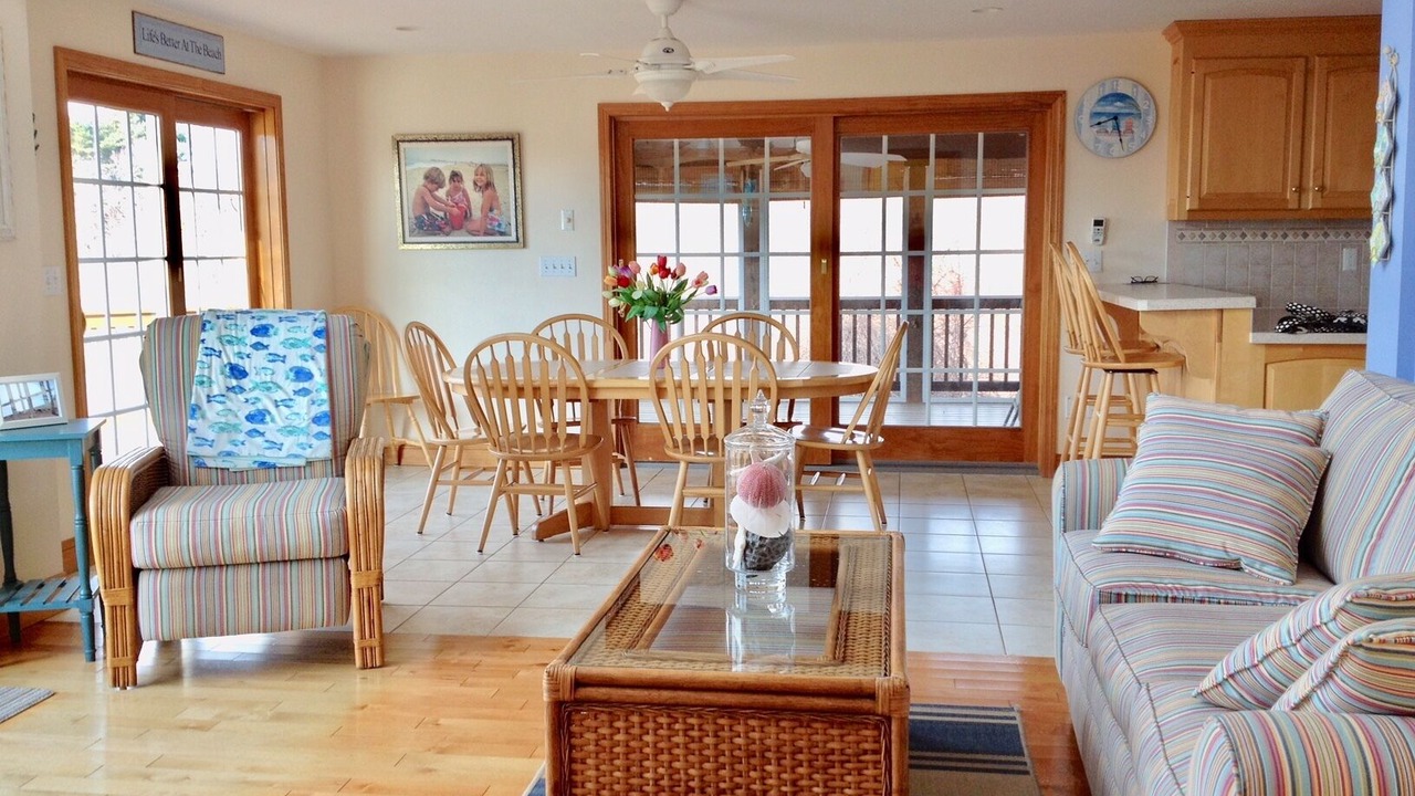 Photo of Livingroom in Charlestown