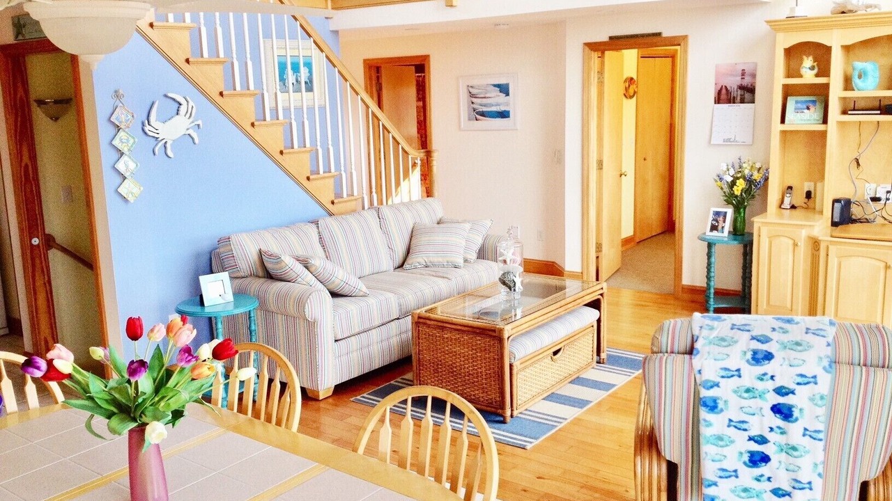 Photo of Livingroom in Charlestown