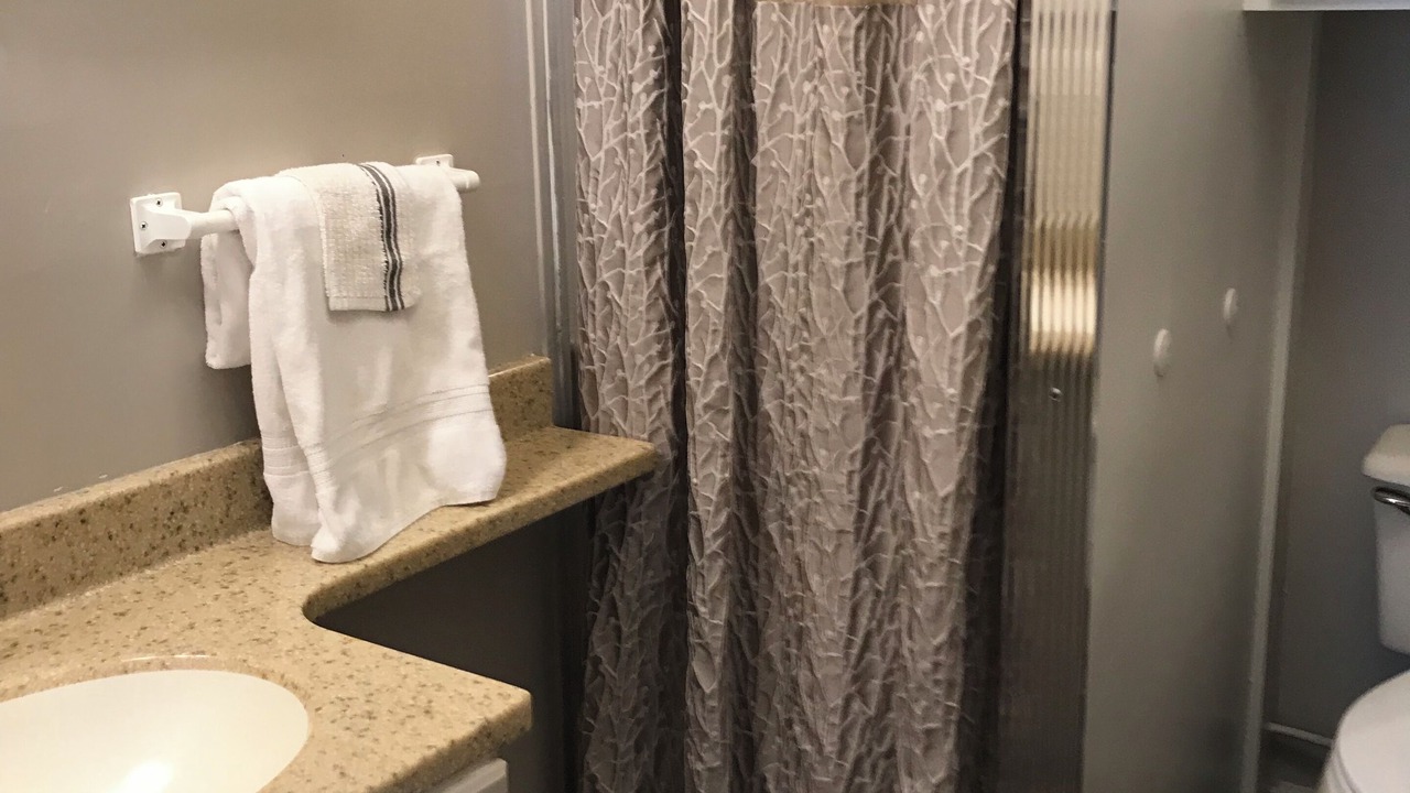 Photo of Bathroom in Lynn