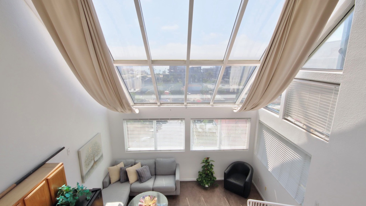 Photo of Livingroom in Little Italy