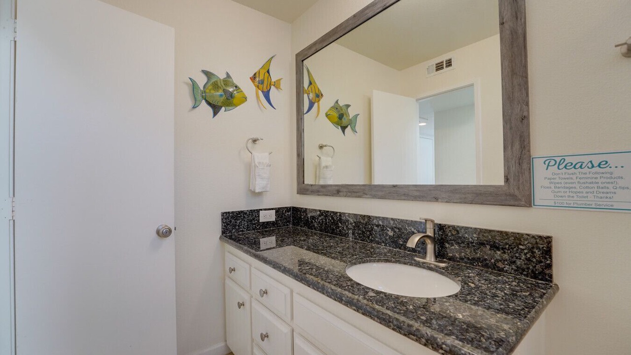 Photo of Bathroom in Central Mission Beach